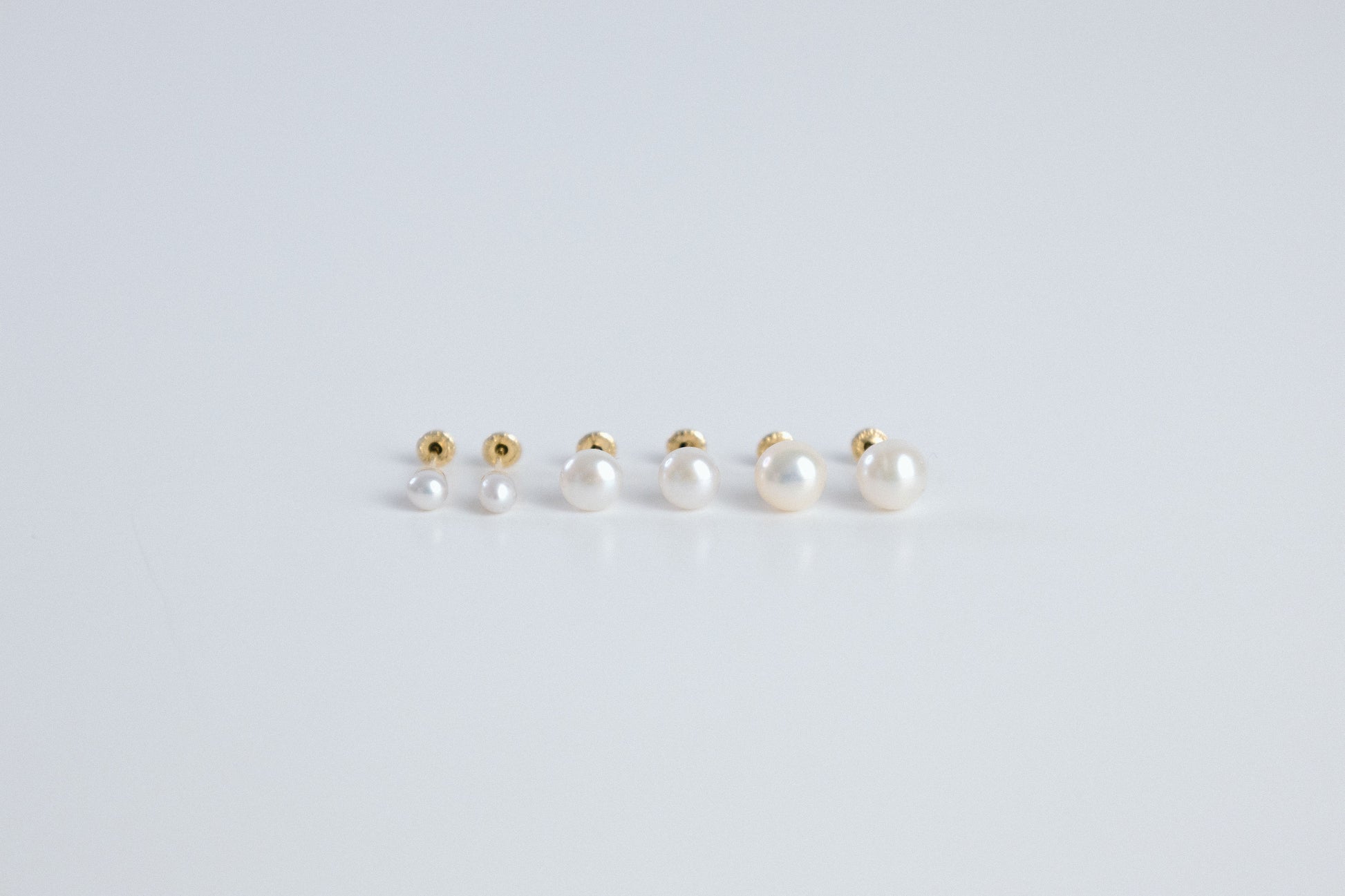 Mini Pearl Studs