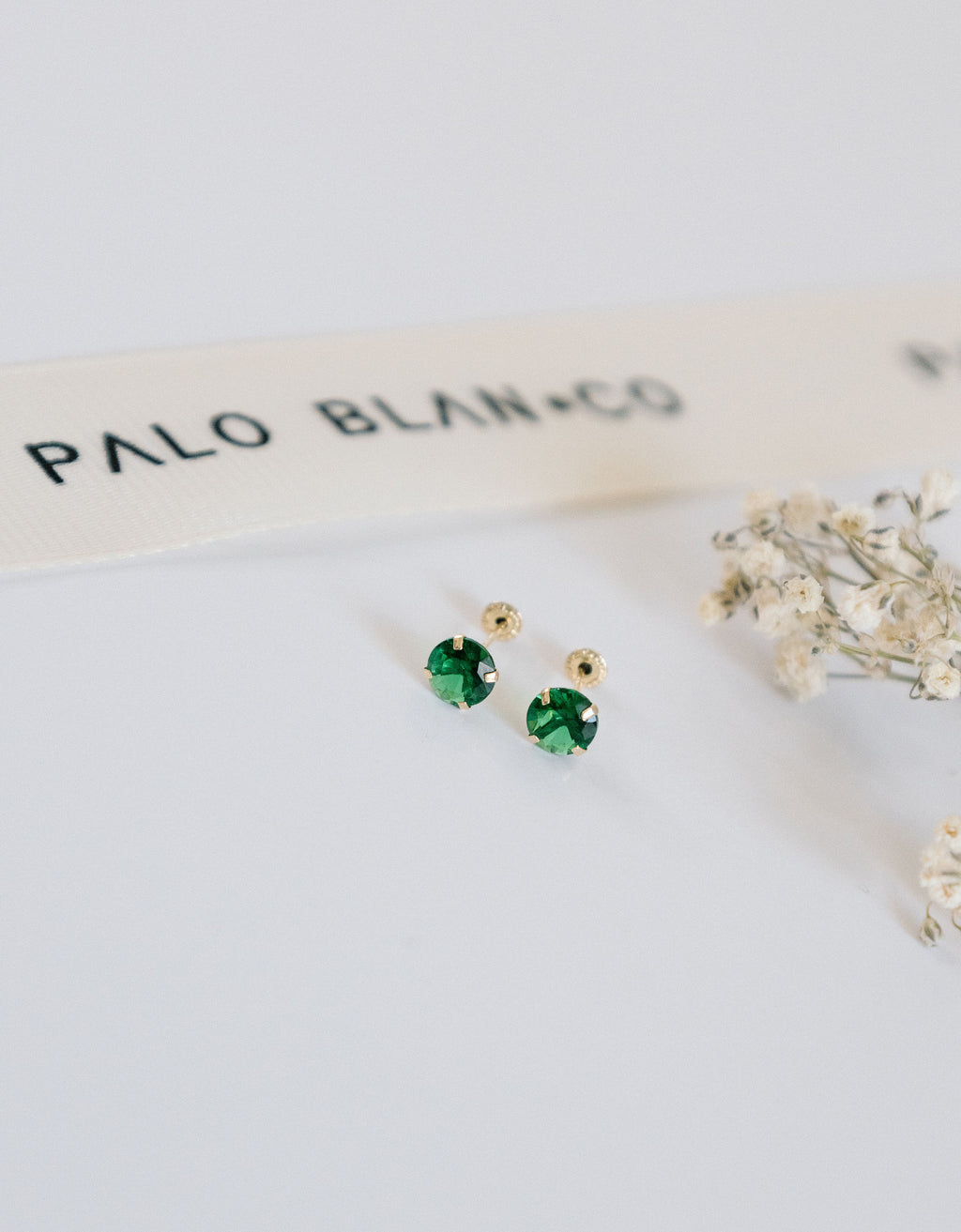 Esmerald Green Stud
